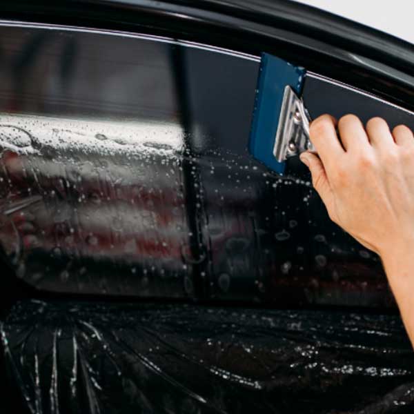 نصب شیشه دودی خودرو